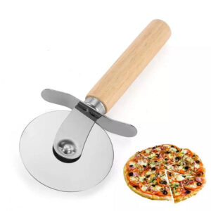 ROUND PIZZA CUTTER WITH WOODEN HANDLE